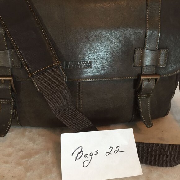 KENNETH COLE  Messanger PC Bag Brown Leather Magnetic Close 16 X 12 - Picture 10 of 10